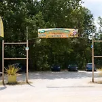 Domaine La Truffiere Des Merigots 3* Gabillou