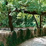 Domaine La Truffiere Des Merigots بيت ضيافة Gabillou