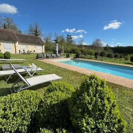 بيت ضيافة Domaine La Truffiere Des Merigots 3*