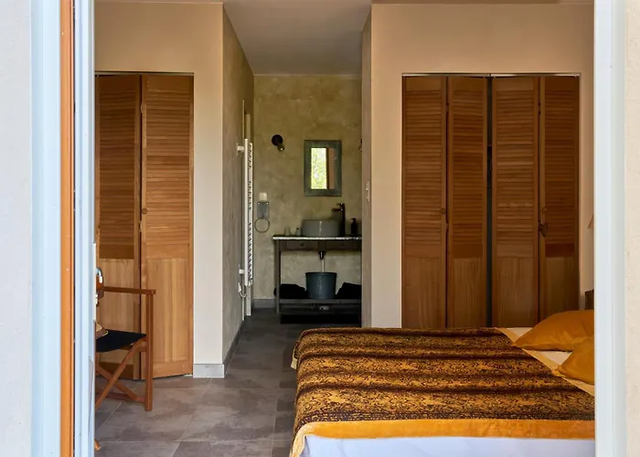 Domaine La Truffiere Des Merigots 3*